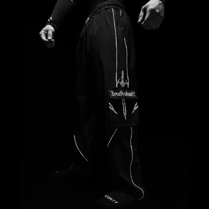 Excalibur Uncuffed Cargo Trackpants [VOID BLACK]